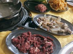 -五洞培记山庄·鲜牛肉火锅