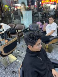 -藤野造型专业烫染接发