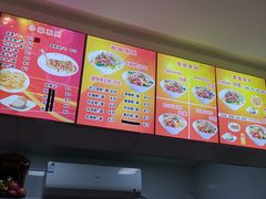 -三品桂林米粉(西单店)