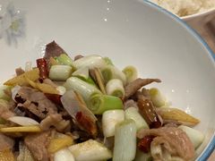 -湖泉水云间餐厅·弥勒地道菜(B座店)