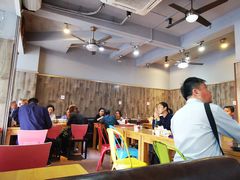 大堂-真真鲜馄饨店(启蒙路店)