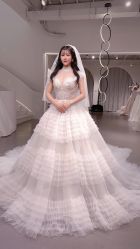 点击看大图 -艾米丽婚纱礼服