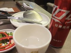 -锅飘飘·东北铁锅炖(雨花客厅店)