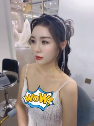 -艾米丽婚纱礼服