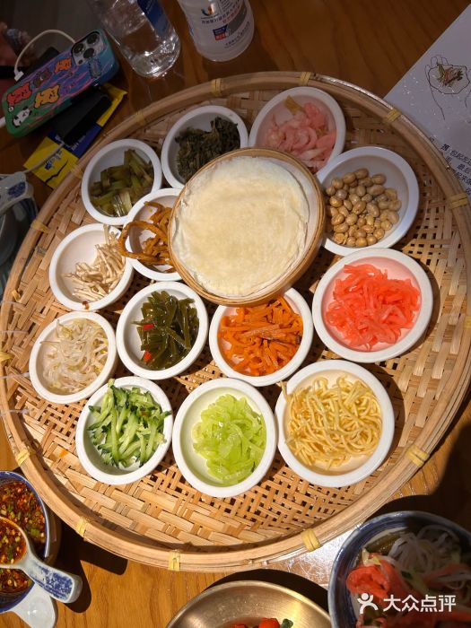 包整·丝娃娃(一览甲秀楼风景店)图片