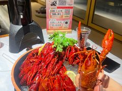-巴厘龙虾·榜首油焖大虾(音乐学院·沿江酒馆店)