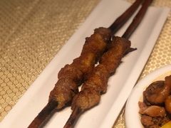 戈壁滩红柳烤肉-巴扎美食·新疆菜·西域歌舞表演餐厅(新疆大厦店)