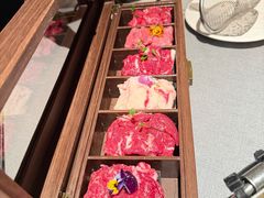 -左庭右院鲜牛肉火锅黑金店(陆家嘴中心店)