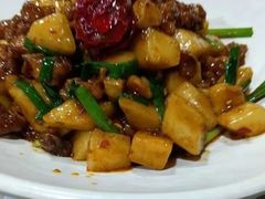 -隔壁老王·家常云南菜(花巷店)
