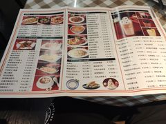 -新大咀港式茶餐厅(宝山万达店)