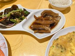 -鹏城人家海鲜酒家·23年老字号(较场尾店)