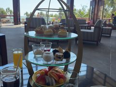 -亚龙湾喜来登·美景台大堂吧