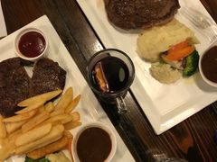 -小主人西餐厅 master table(青年中路店)