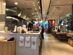 -俏凤凰(美林M·LIVE天地东座店)
