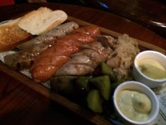 -Hooley's活利仕西餐厅(珠江新城店)