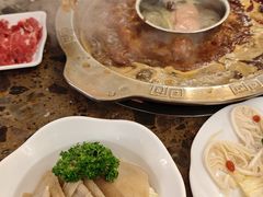 -山城年华老火锅(玉林店)