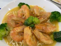 -粤盛海鲜平价店(洛溪食街店)