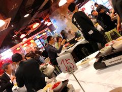 -鲜入围煮花胶鸡海鲜火锅