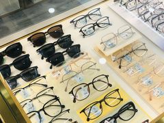-世纪大明眼镜·林德伯格·蔡司官方授权店(武昌旗舰店)