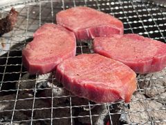 厚切牛舌-肉仓焼肉バー(烟台山店)