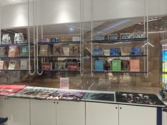 -一直娱POP研究所(万象城店)