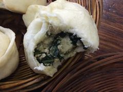 菠菜豆腐包子-清真石家包子(大皮院总店)