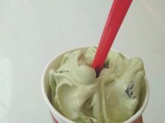 暴风雪-DQ·蛋糕·冰淇淋(金牛万达店)