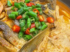 -新天明砂锅鱼头煲