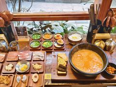 -银米·云南传统过桥米线(双廊黑金冠店)