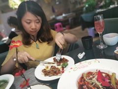 -忘忧草融合私房菜(红鼎国际店)
