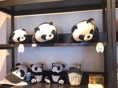 -拖板鞋咖啡旅行酒店(春熙路地铁站店)