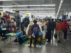 -迪卡侬(西三旗店)