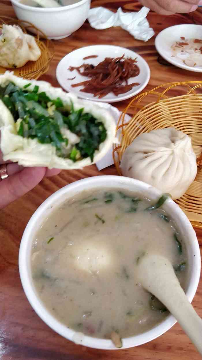 好乐邻长清大素包(英雄山店)-"中午来奶奶家吃个包子,每次路过这里都