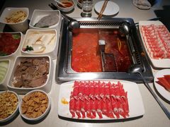 -海底捞火锅鲜切牛肉主题店(长寿路店)