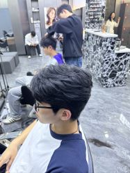 -米可造型烫发染发