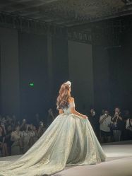-Renee芮亦婚纱(原丽莎)
