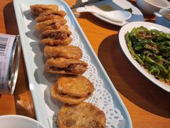 -莲餐厅·湖北菜·潜江小龙虾店(愚园路店)