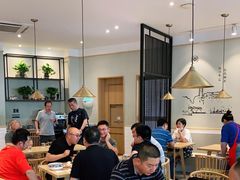 -镇南锅盖面馆(解放路店)