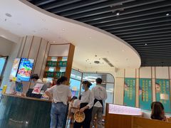 门面-诚铭记·虾仁汤包·成都小吃(融创店)