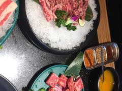 -韩烧牛中牛·甄选黑牛烤肉(黑金店)