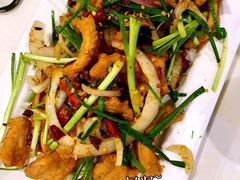 -虾弄弄海派小龙虾·牛羊蝎子火锅