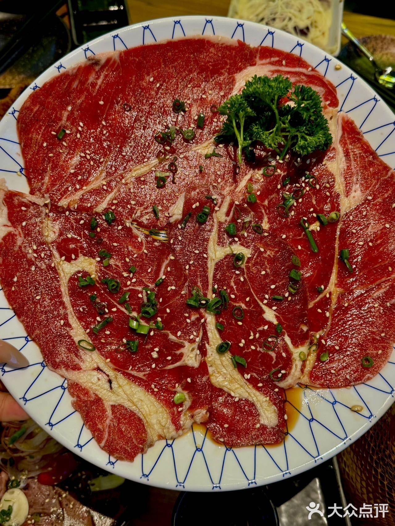 卧槽‼北京烧肉排队王来青岛了！