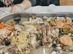 -老东镇啤酒屋海鲜加工·蒸汽海鲜·海鲜烧烤(台东店)