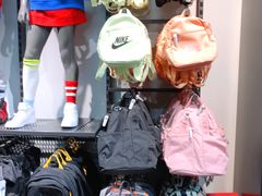 -NIKE上海青浦优选体验店