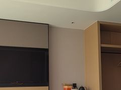-珠海拱北富华里环宇城亚朵酒店