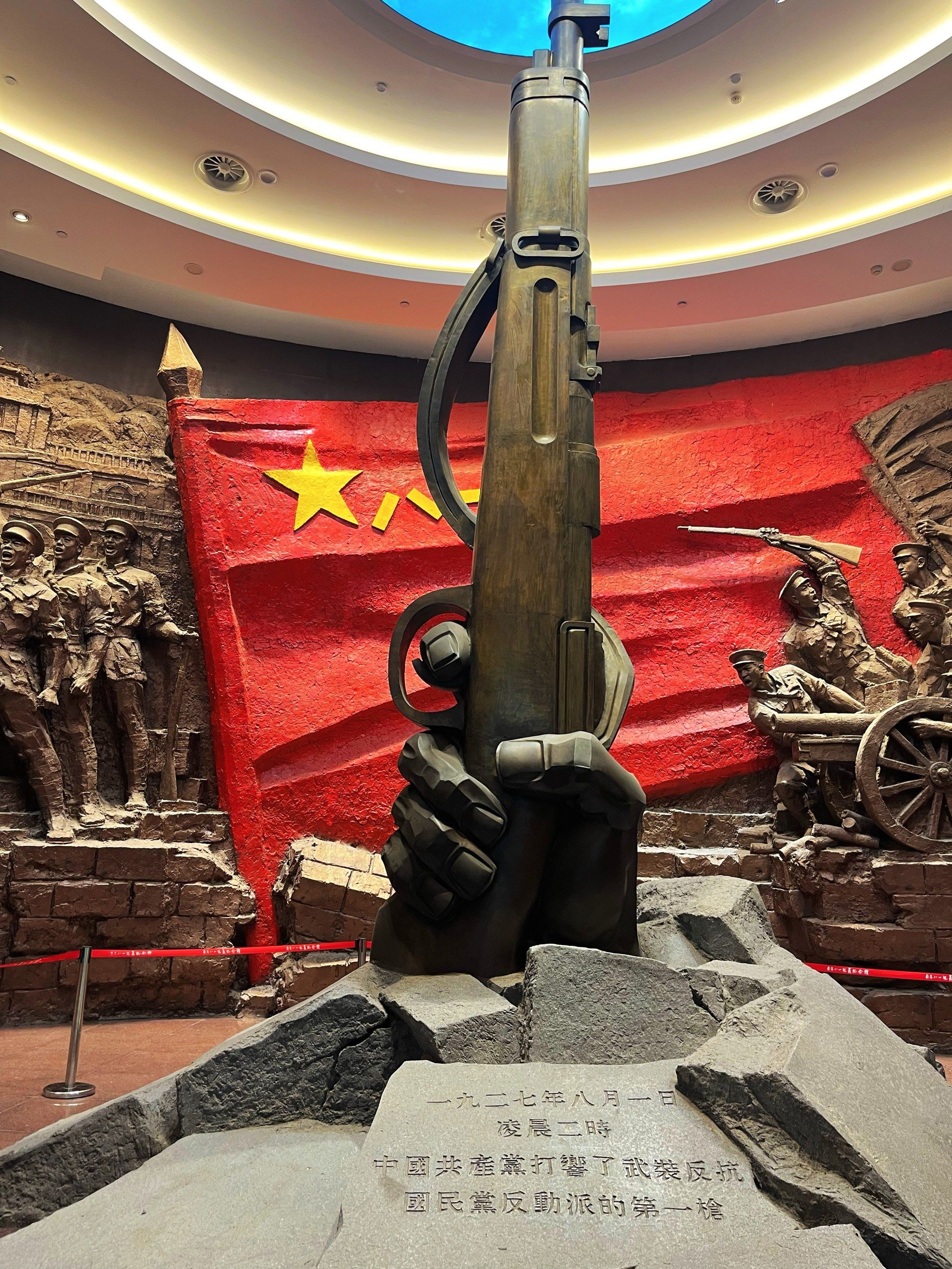 现代诗.八一风暴