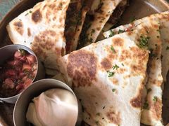 墨西哥牛肉脆飞饼quesadillas-SELVA森林海滩·拉丁餐厅&Bar(虹桥新天地店)