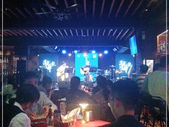 -热河以北x月亮瓦肆livehouse(环山路店)