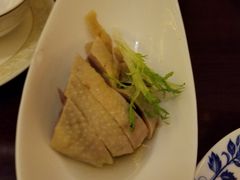 -浅深(世茂滨江精品店)