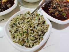 -凤凰路何眼镜香辣蟹(花果园店)